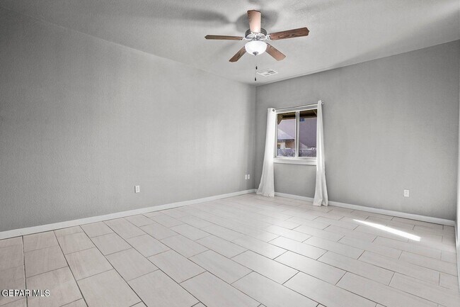 Building Photo - 6936 Brown Mesquite Ln