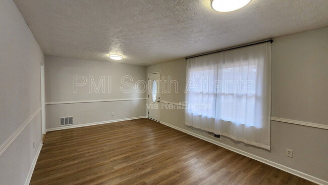 Building Photo - 67 Heron Dr