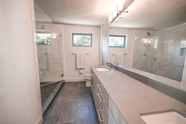 Building Photo - 3600 S Lamar Blvd