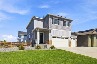 Building Photo - 45801 Silverdrop ave