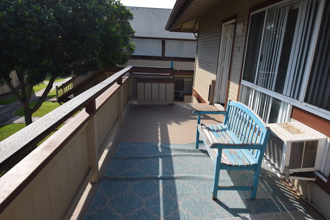 Building Photo - 91-989-525 Puamaeole St