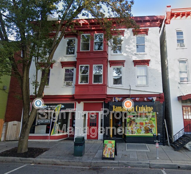 Building Photo - 40 E Washington St