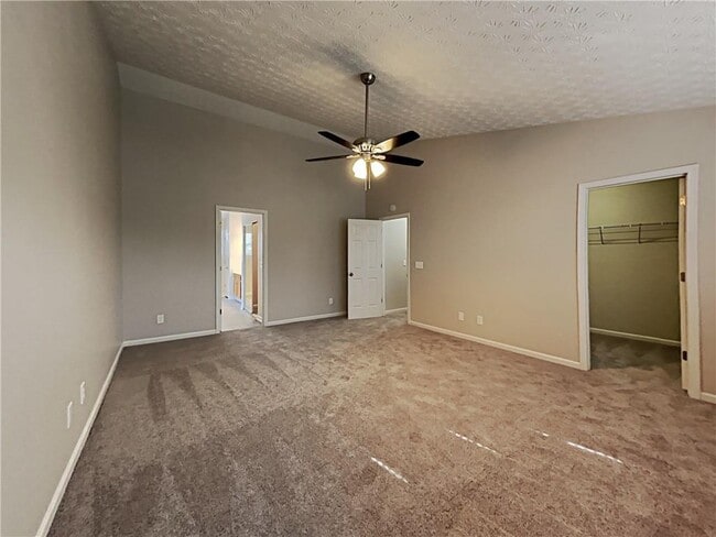 Building Photo - 227 Weatherstone Pointe Dr