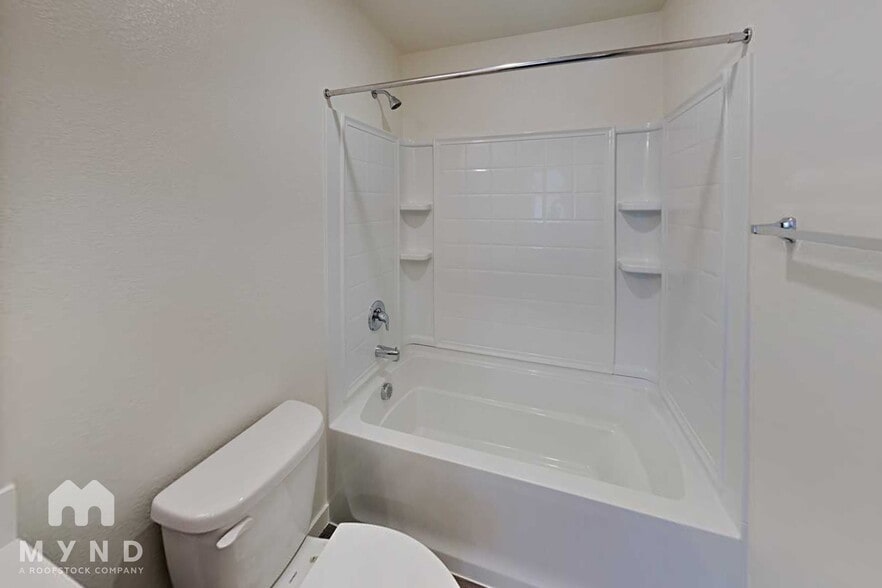 Building Photo - 3049 Pruett Dr