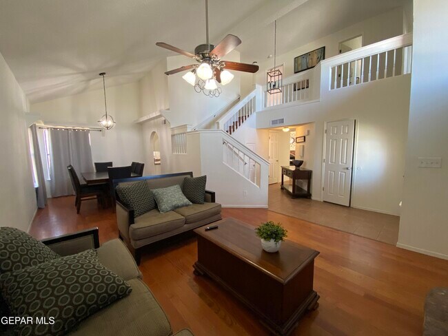 Building Photo - 812 Merriman Dr