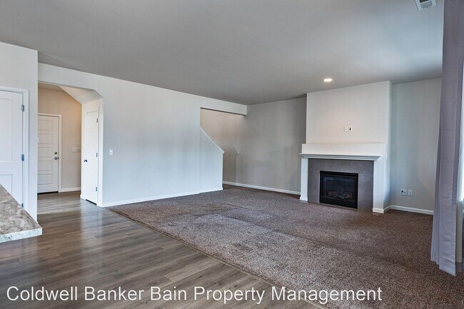 Building Photo - 4 br, 3 bath House - 14398 - 99th Way S.E.