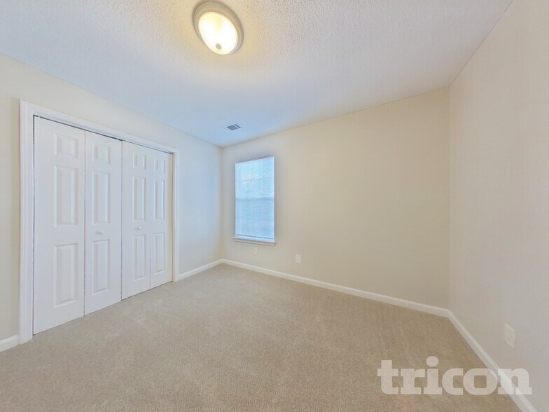 Building Photo - 2241 Tuley Dr