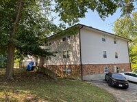 Building Photo - 2901 Lawnridge Ct