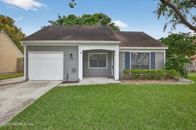 Building Photo - 2512 Bluffton Dr