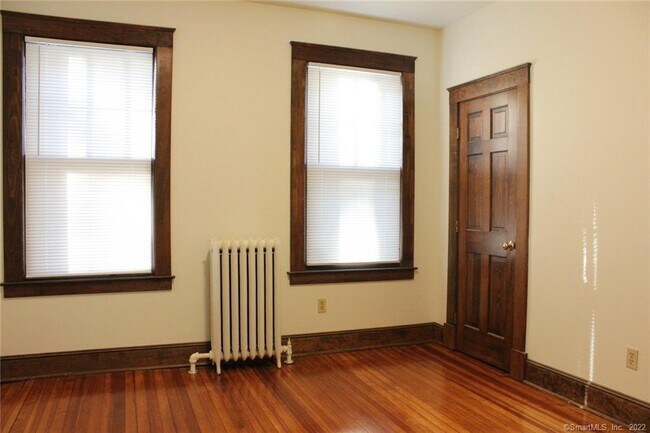 Building Photo - 16 Woodland St