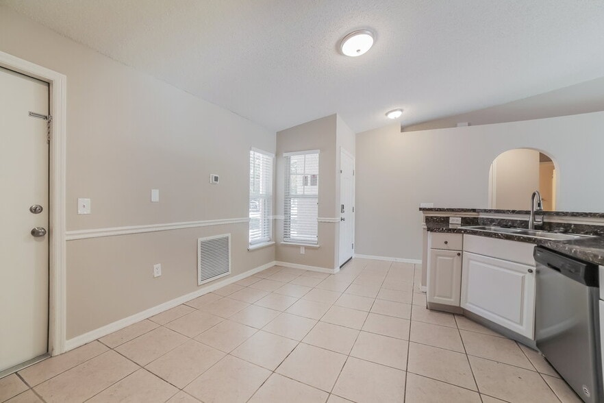 Building Photo - 4712 Newbourne Way