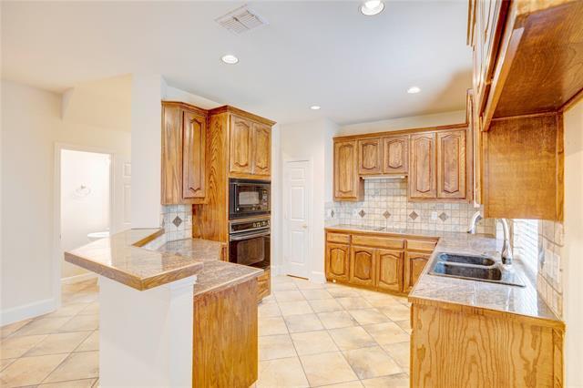 Building Photo - 2056 Stonecourt Dr