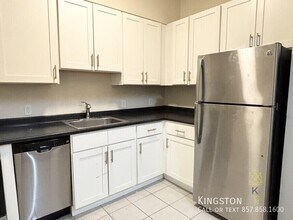 Building Photo - 183 Winthrop Rd