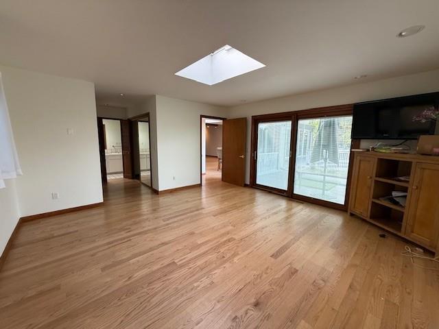 Building Photo - 240 W Floresta Way