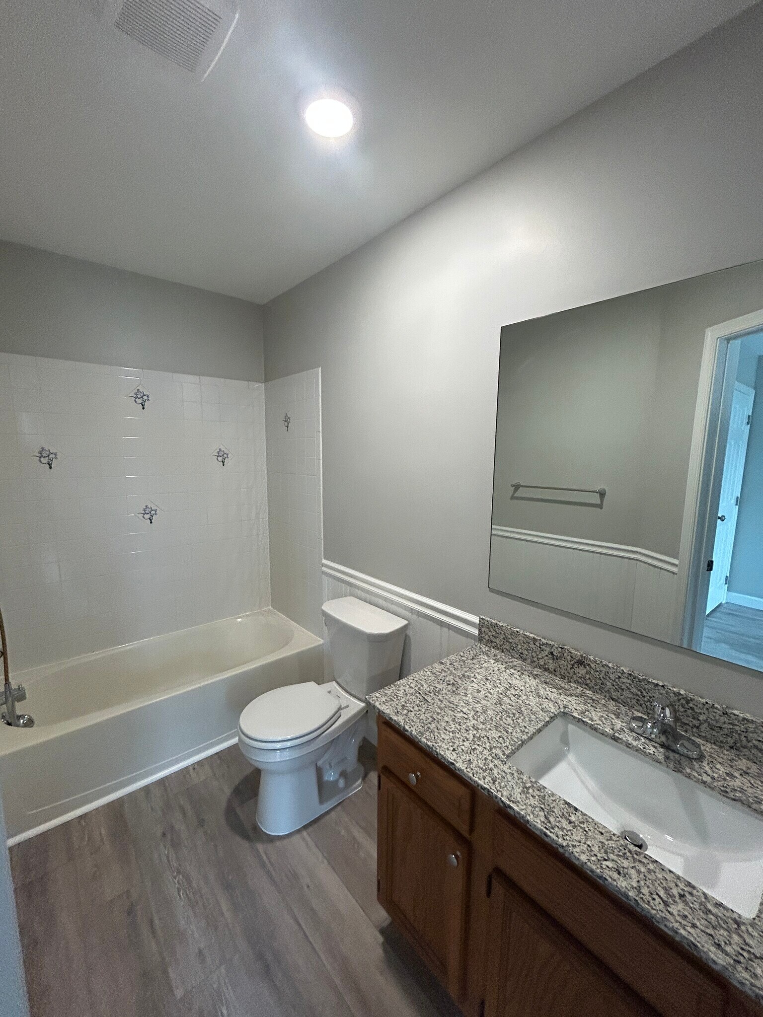 Building Photo - 138 Mike Ct