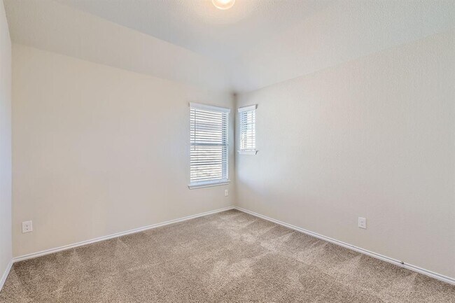 Building Photo - 3264 Pablo Cir
