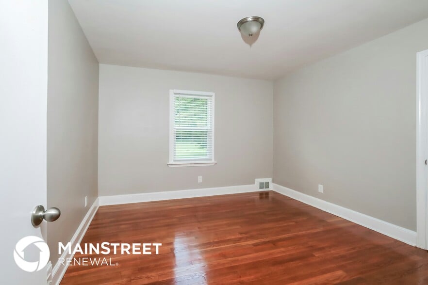 Building Photo - 331 Skyview Dr