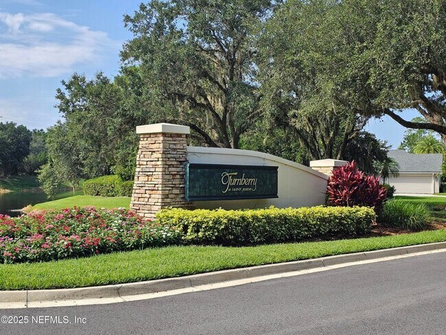 Building Photo - 1149 Sandlake Rd