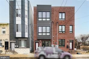 Building Photo - 411 W Hewson St