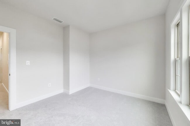 Building Photo - 1774 Ml Br Dr