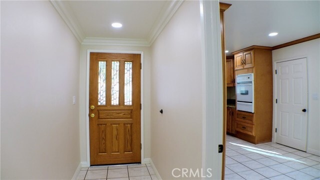 Building Photo - 19113 Radlett Ave