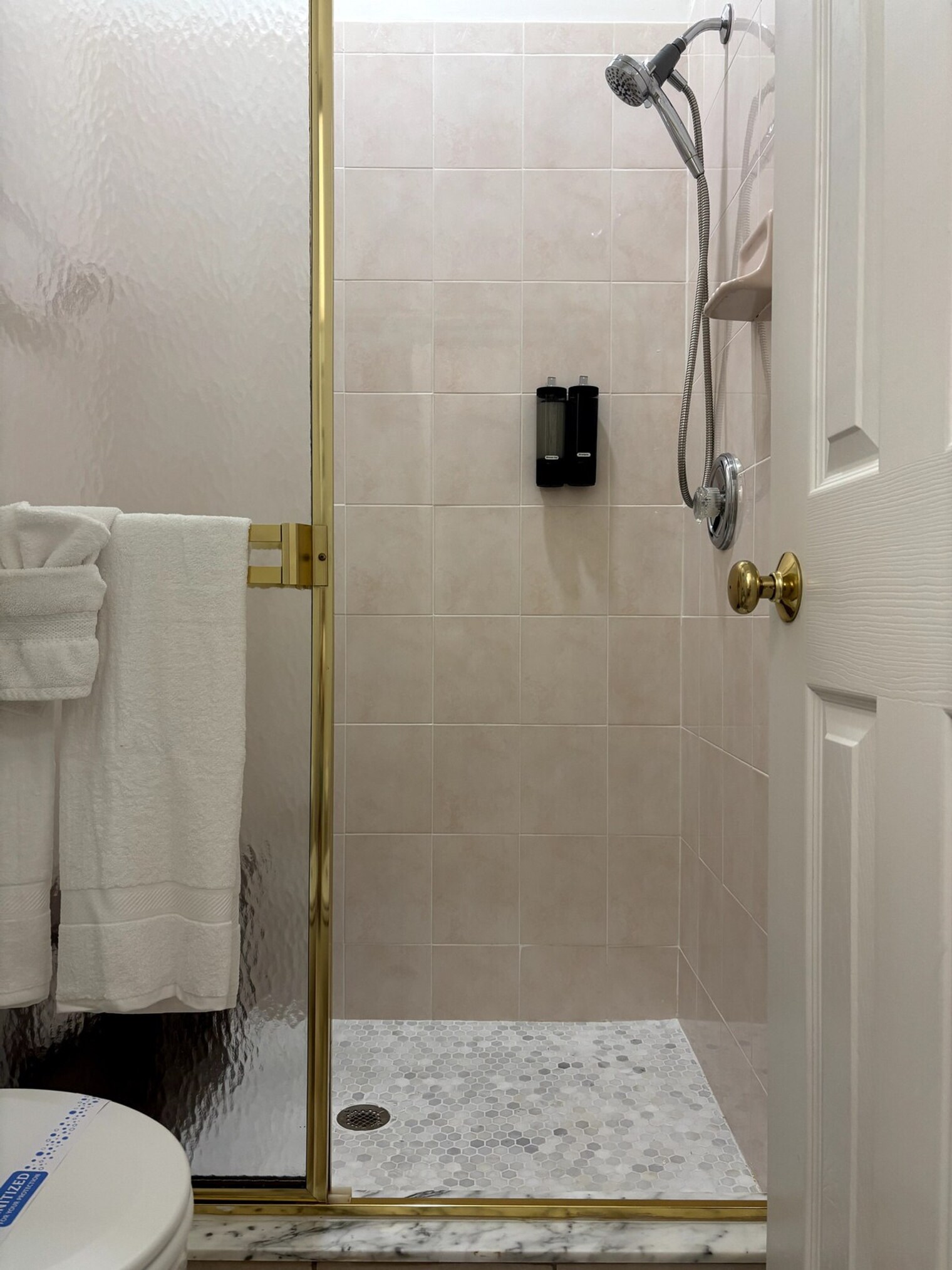 Building Photo - 533 SE 21st Ave