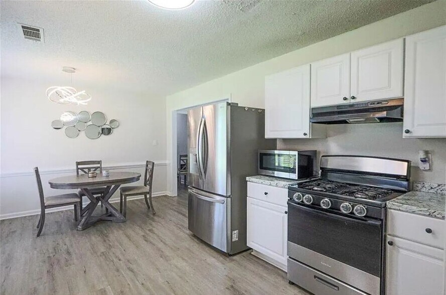 Building Photo - 354 Shoal Ct