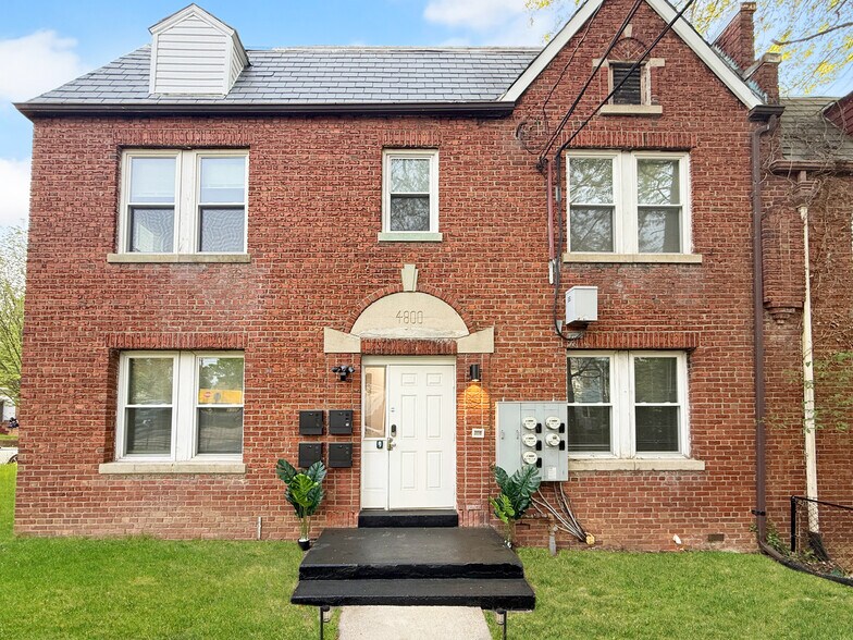 Building Photo - 4800 3rd St NW