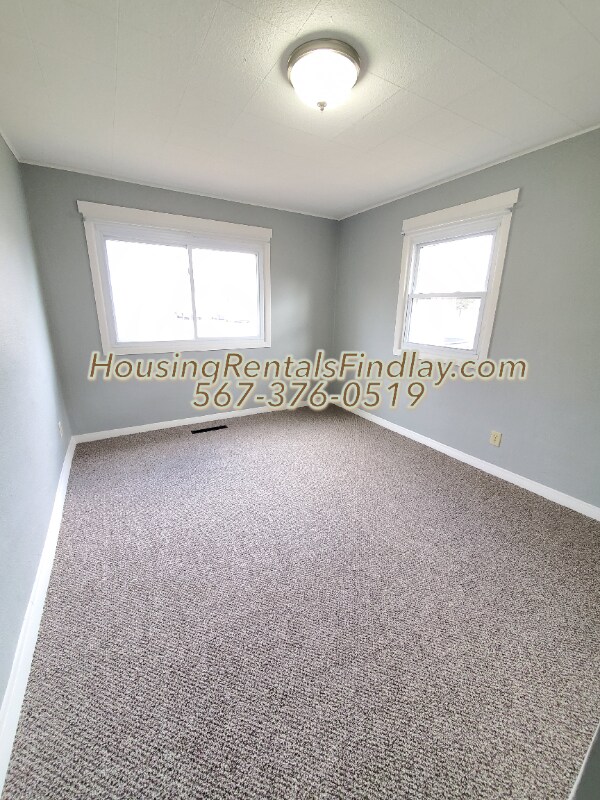 Building Photo - 827 Bernard Ave