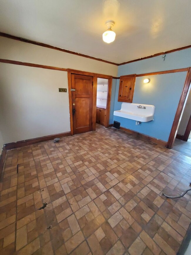 Building Photo - 2878-2880 N 57th St. (Duplex)