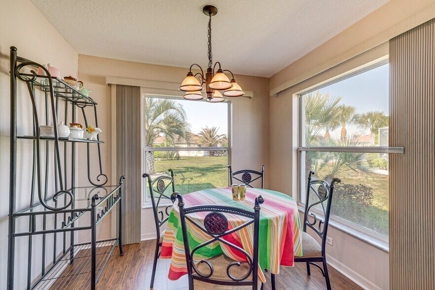 Building Photo - 15870 SW 16th Avenue Rd