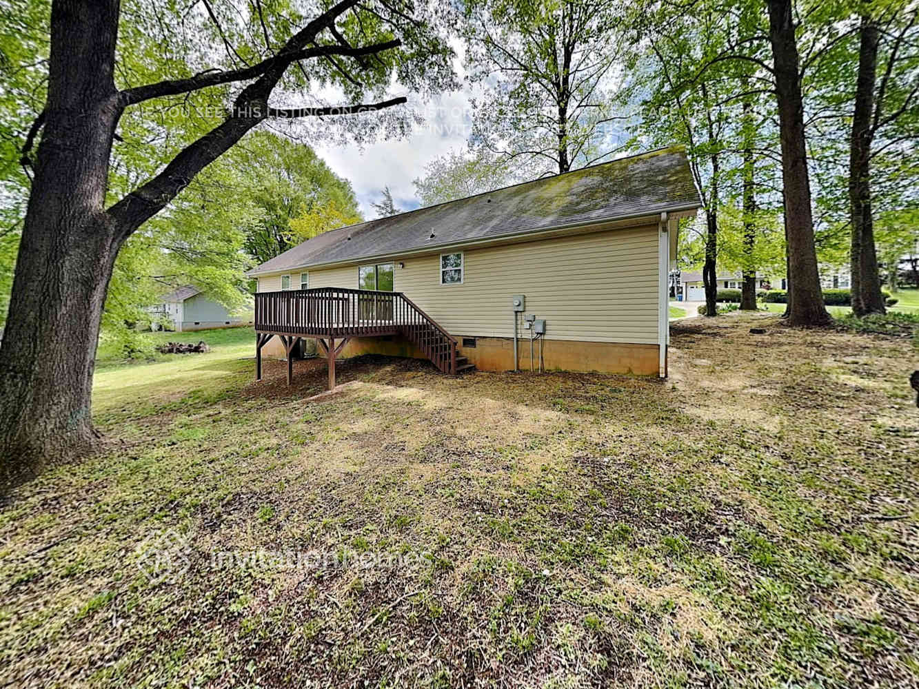 Building Photo - 110 Cartway Ln
