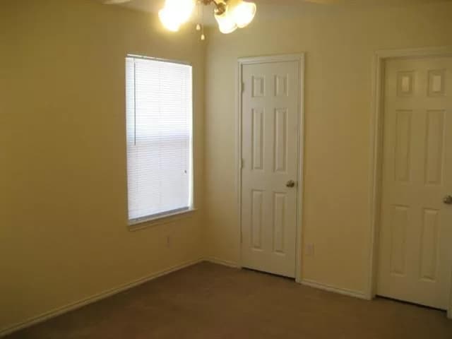 Building Photo - 701 Claremont Pkwy