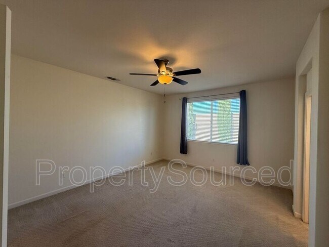 Building Photo - 333 Catmint St
