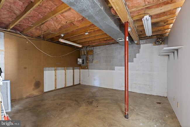 Building Photo - 11204 Sitting Bull Cir