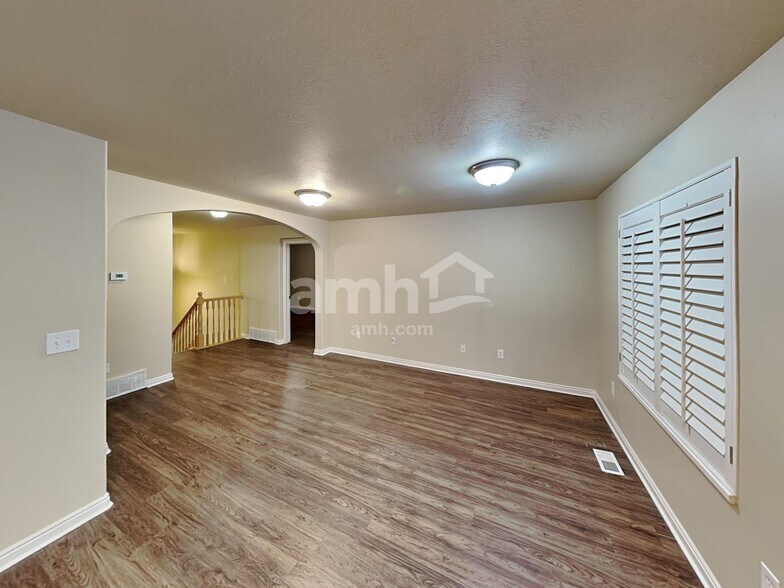 Building Photo - 932 Foxboro Dr