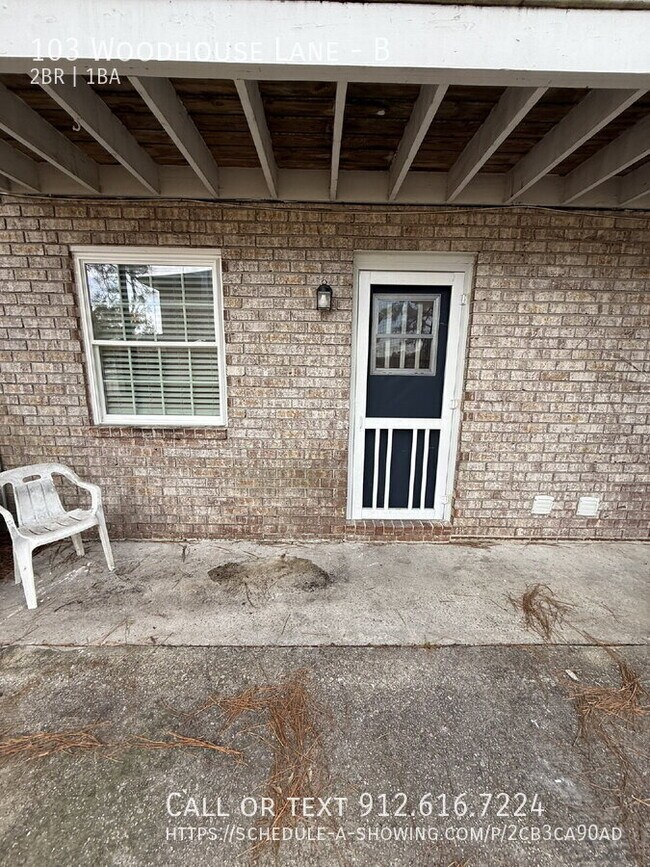 Building Photo - 103 Woodhouse Ln