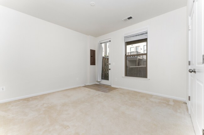 Building Photo - 24471 Juniper Wood Terrace