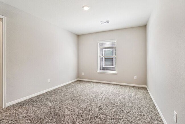 Building Photo - 417 Abram Ave