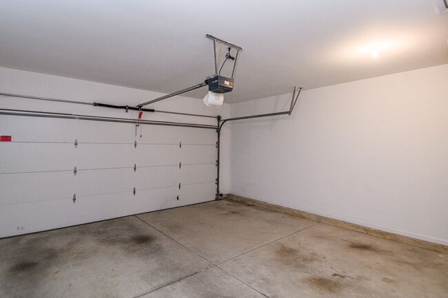 Building Photo - 2 bed 2 bath Ranch Townhouse in Winfield