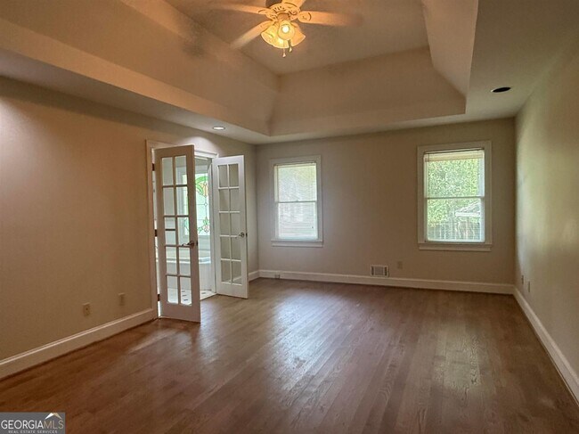 Building Photo - 307 Centennial Rd