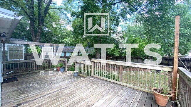Building Photo - Wonderful 3 Bedroom Cottage in Crestline P...