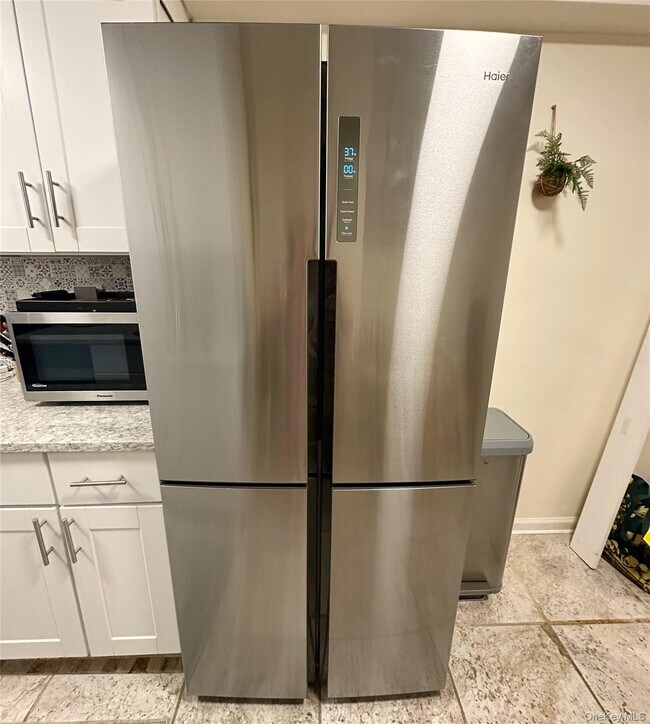 Building Photo - 125 Bronx River Rd