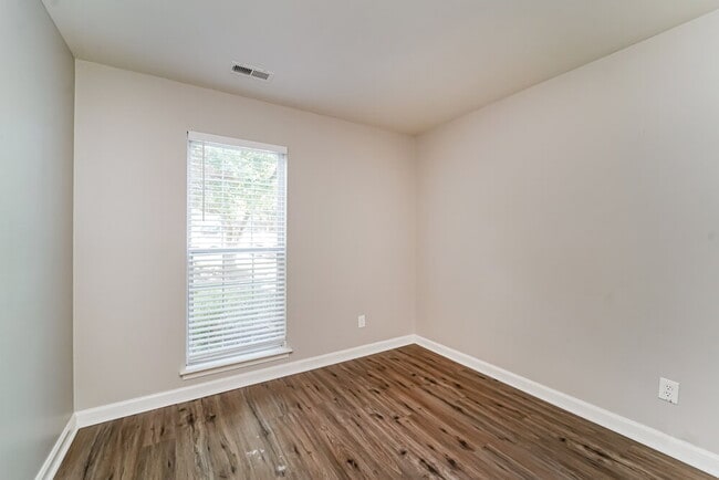 Building Photo - 9232 Kimmel Ln