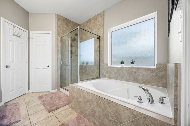 Building Photo - 126 Polar Bear Trl