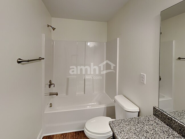 Building Photo - 5212 Valor Dr