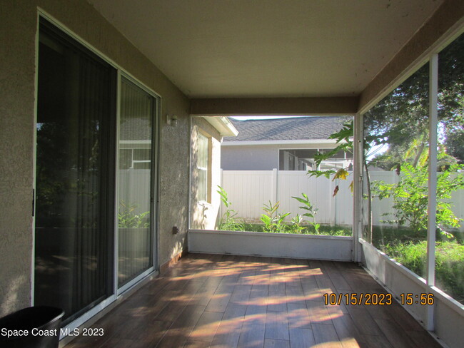 Building Photo - 4192 Collinwood Dr