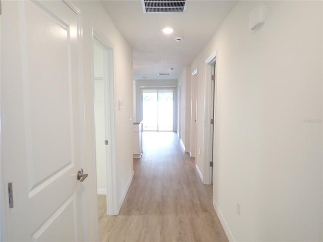 Building Photo - 44 Slumber Path