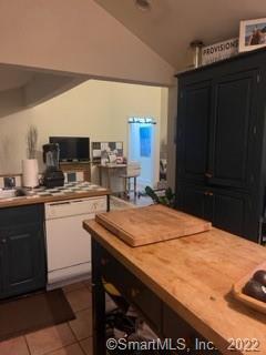 Building Photo - 22 Horseshoe Rd