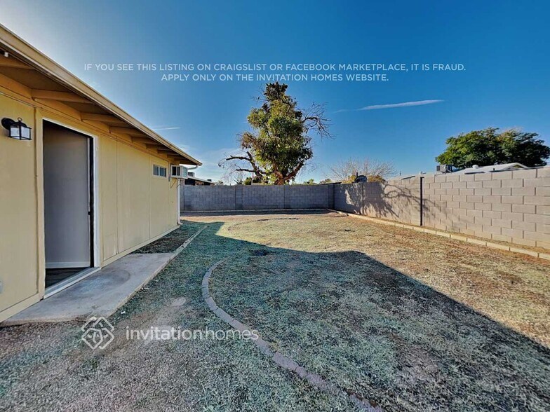 Building Photo - 17846 N 34th Dr